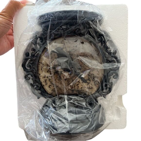 NEW!! Bath and Body Works Rom Raven WaterGlobe - Picture 4 of 6